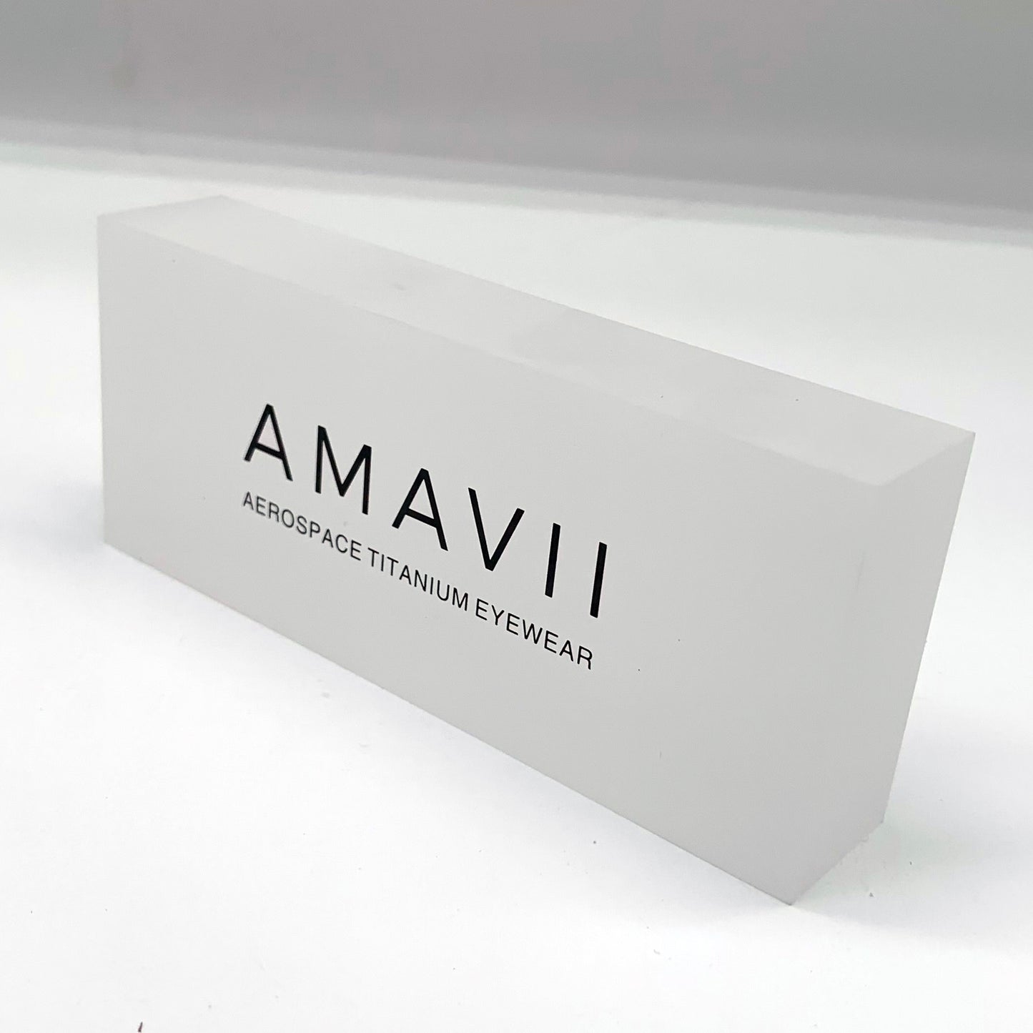 High transparent solid acrylic block for display stands